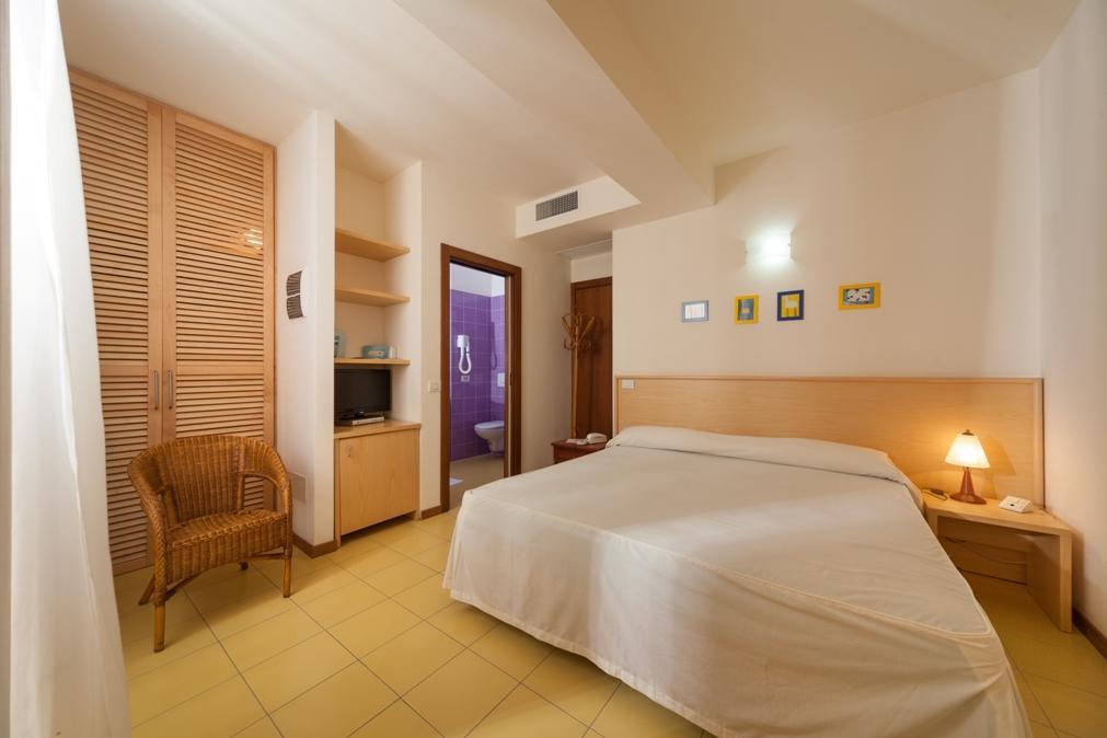 Hotel Resort Marinella 가비체 마레 외부 사진
