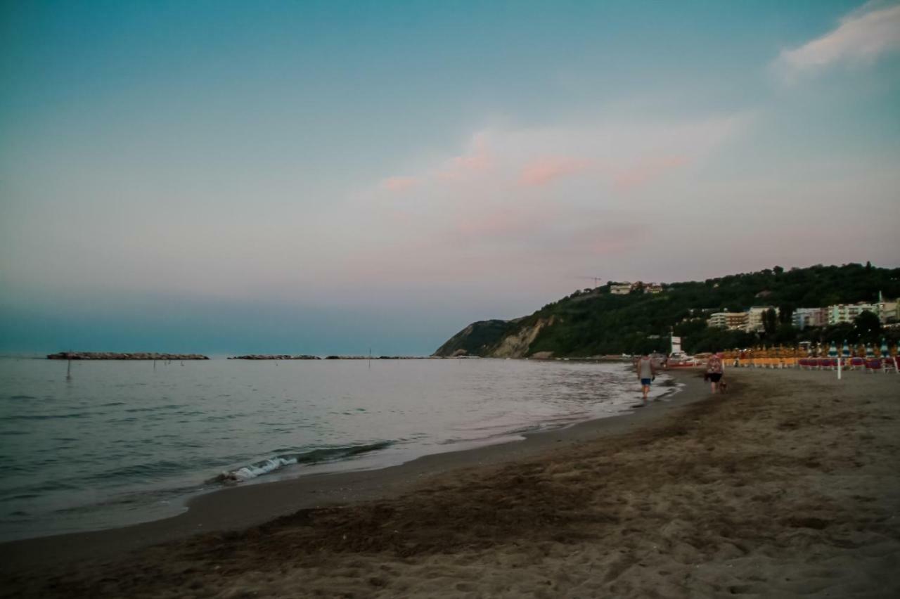 Hotel Resort Marinella 가비체 마레 외부 사진